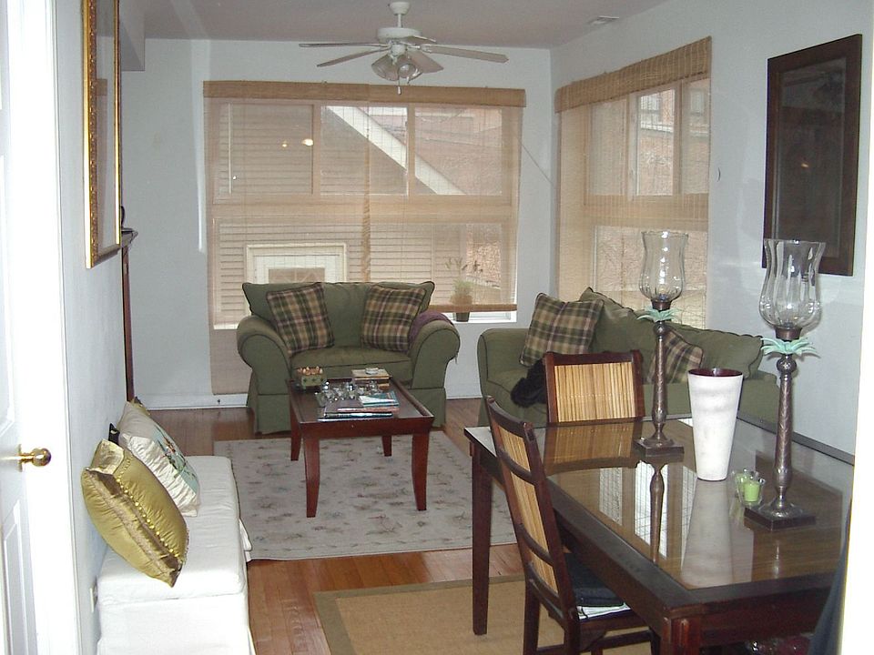1st image of 2315 N Greenview Ave APT 3R