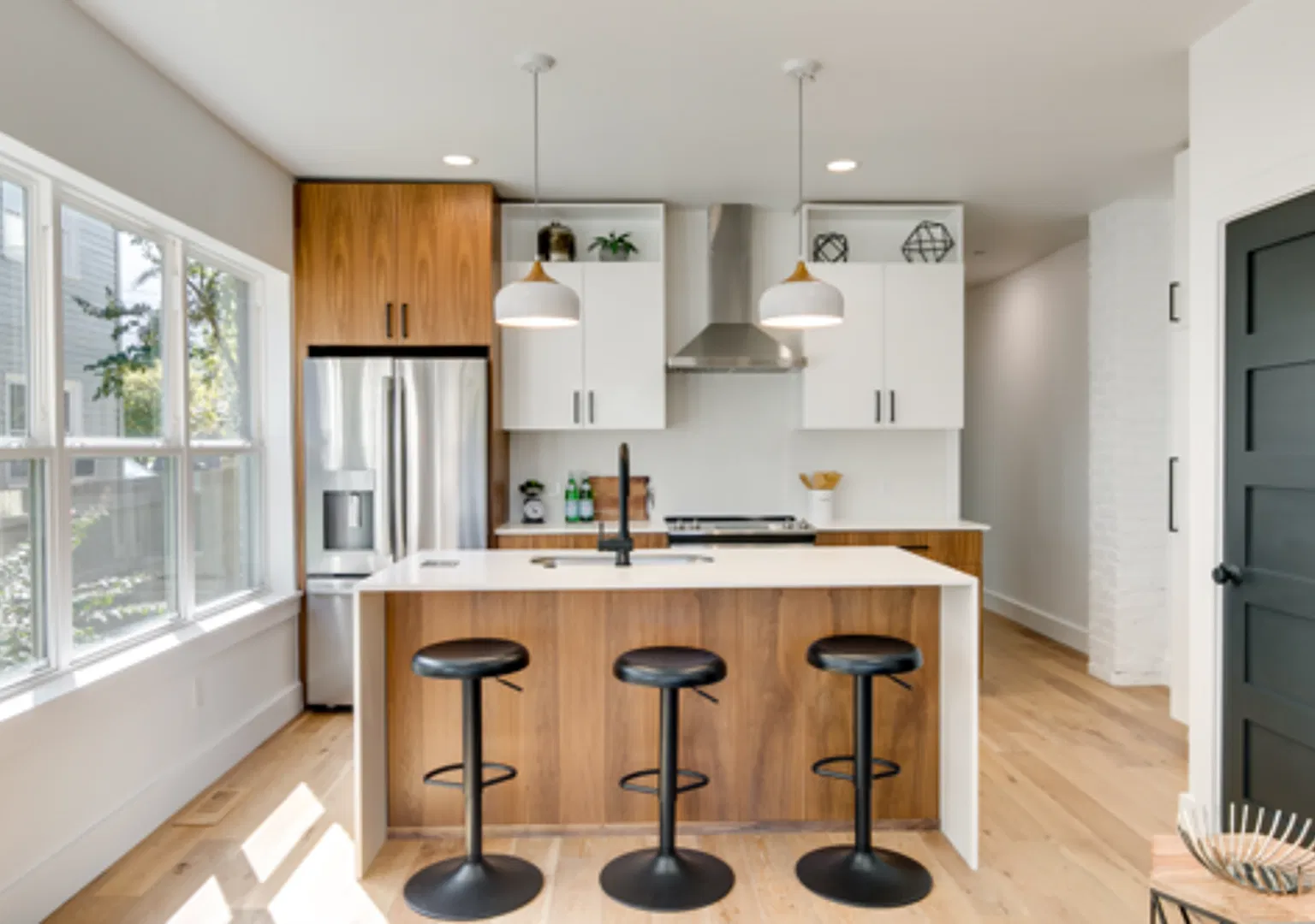 The Uptowns on 23rd - Luxury Apartment Living — Photo 2