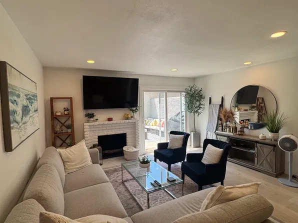 8151 Silkwood Cir, Huntington Beach, CA 92646