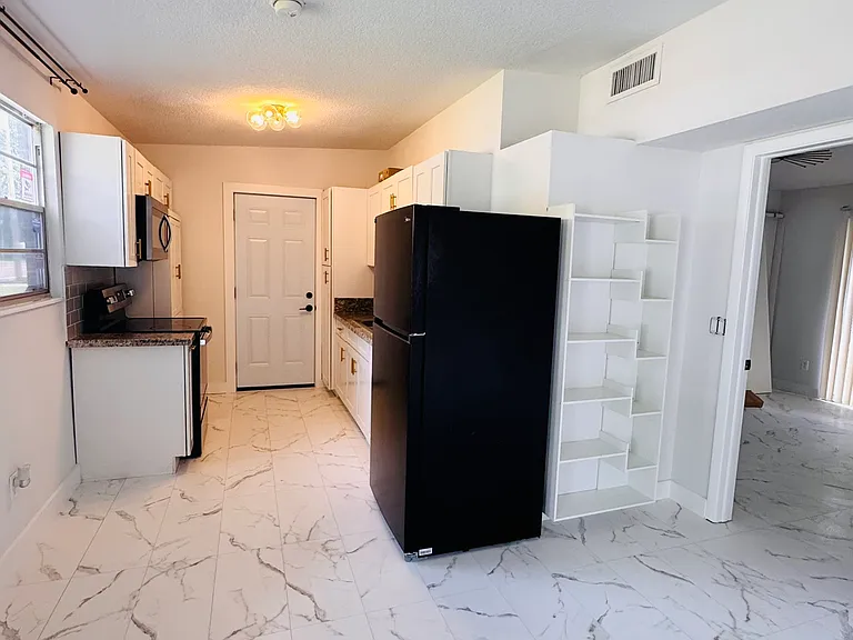 2234 Firestone Rd — Photo 9