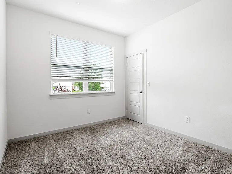 8025 City Top Blvd — Photo 18