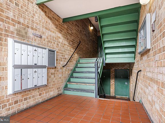 5th image of 511 N Armistead St APT T1