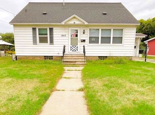 1803 Daggett St, Marinette, WI 54143