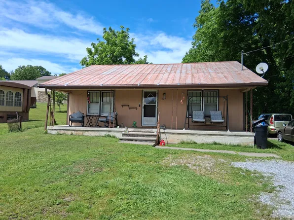 678 Musterfield Rd, Newport, TN 37821