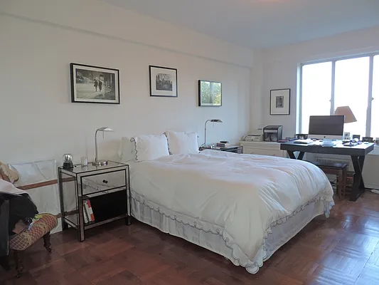 Rented by essential NEW YORK Real Estate | media 16
