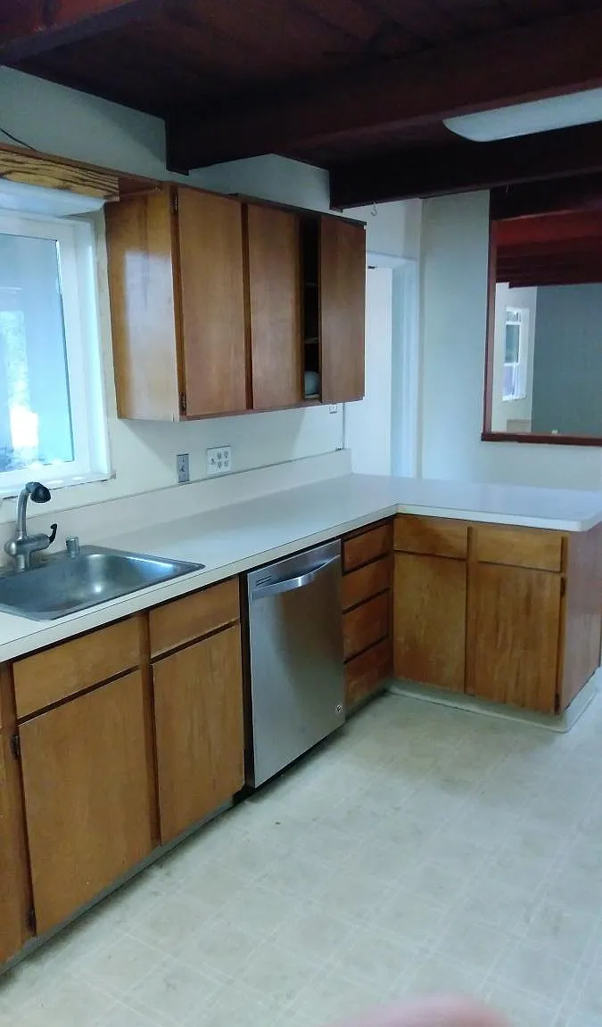 3 bed, 1350 sqft, $3,600 — Photo 4