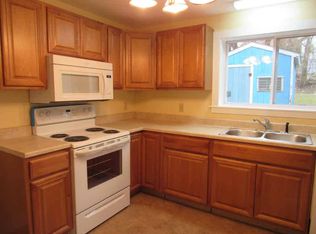 15 Hopkins St, Rutland, VT 05701