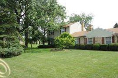 21734 Taft Rd, Northville, MI, 48167