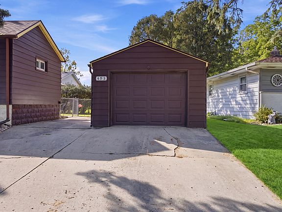 5th image of 493 E Exchange St