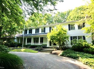 7615 Hunters Hollow Trl, Novelty, OH 44072