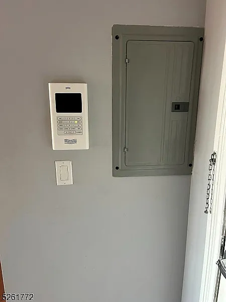 1 bed, 755 sqft, $2,000 — Photo 4