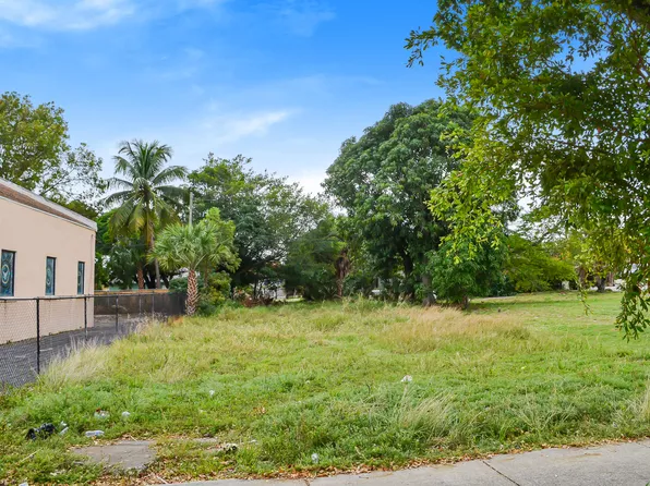 618 14th Street, West Palm Beach, FL 33401