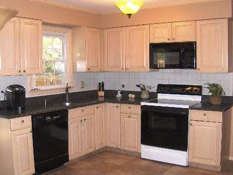 4th image of 1 Birch Ct