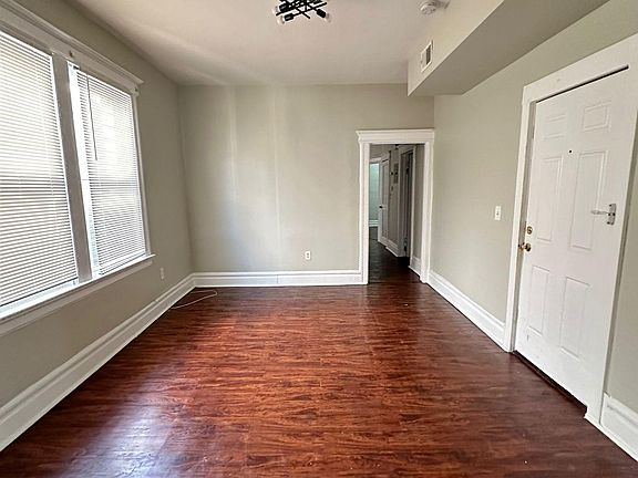 2nd image of 816-818 S 14th St #2L
