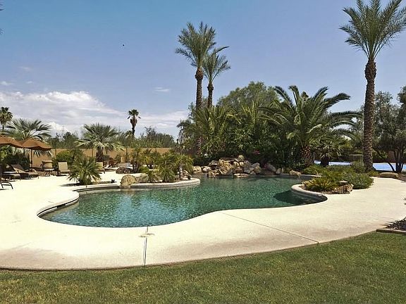 5th image of 6587 N Lost Dutchman Dr