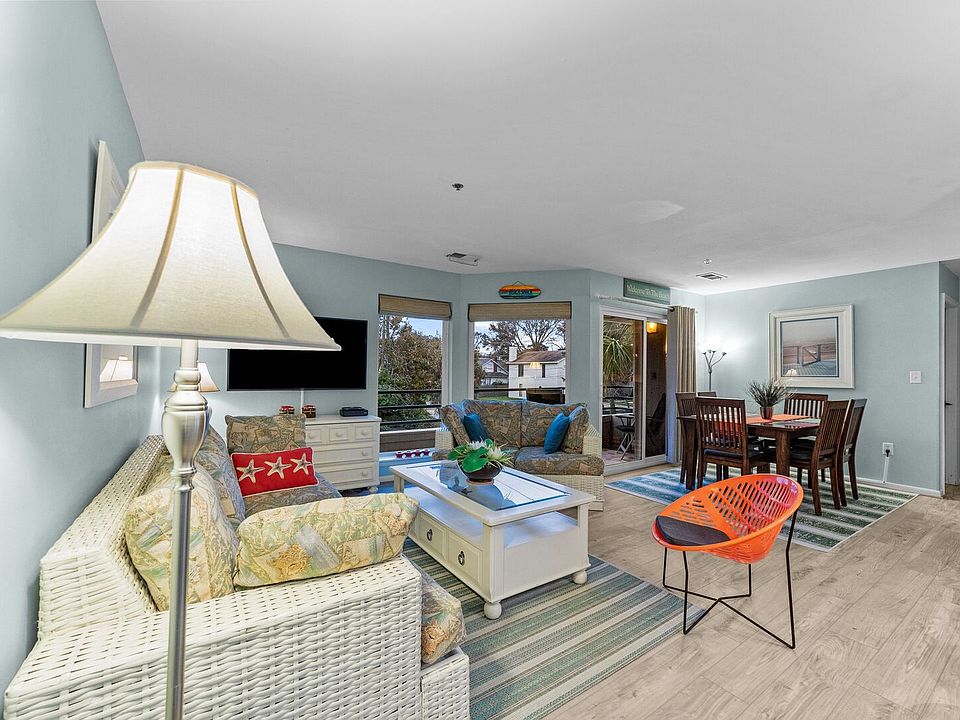 1st image of 304 28th St Unit 213