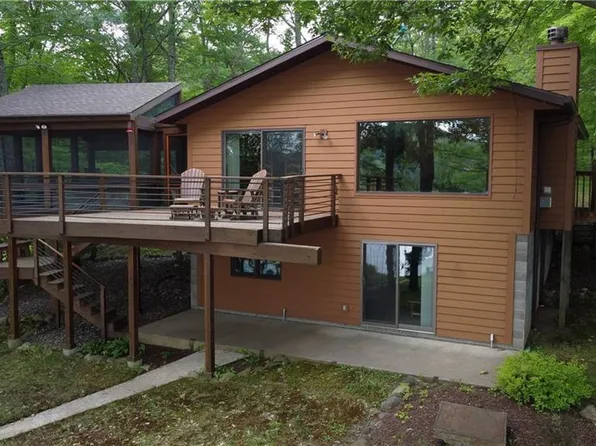 16180 West Musky Point Drive, Stone Lake, WI 54876