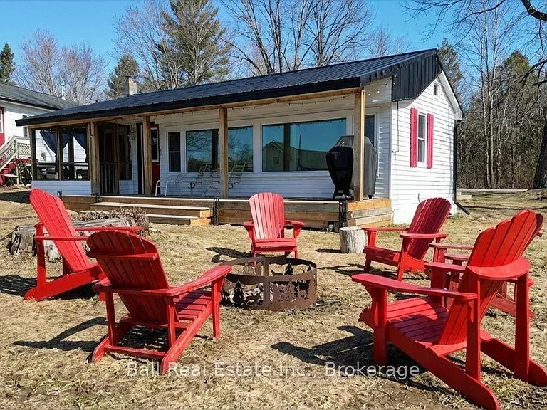 1129 McCarthys Point Rd — Photo 3