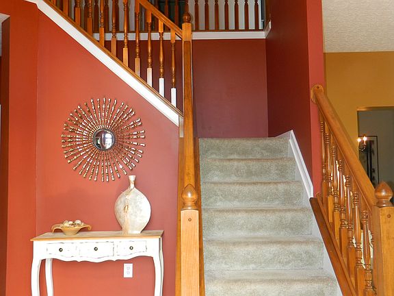 2 story foyer