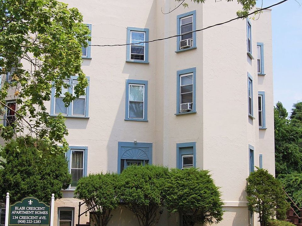 2nd image of 132 Crescent Ave APT 1