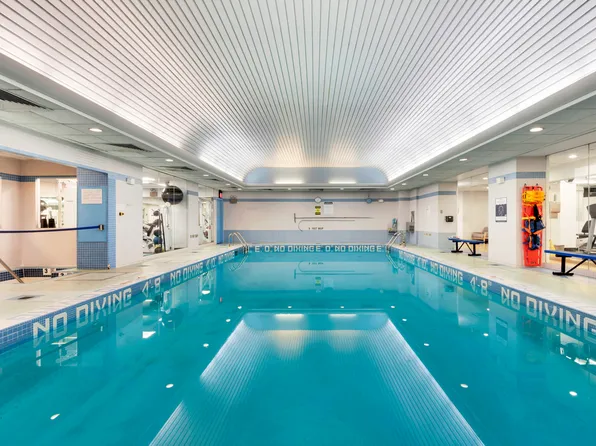 250 East 40th Street image 8 of 9