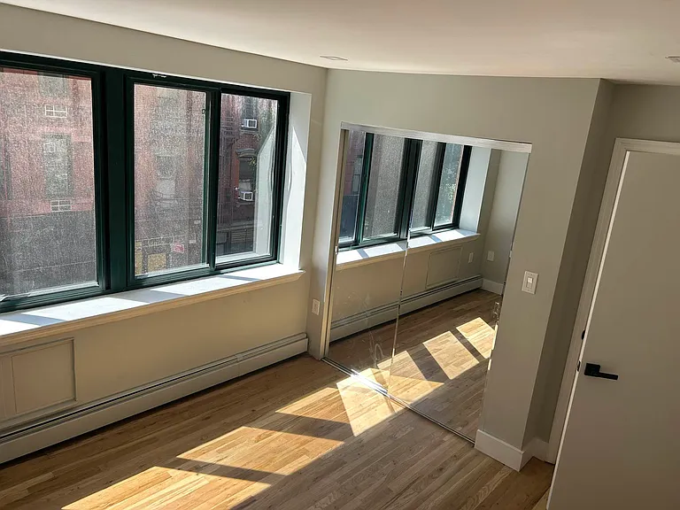 26 Clinton St #3A — Photo 8