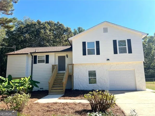 85 Edelweiss Dr, Fairburn, GA 30213