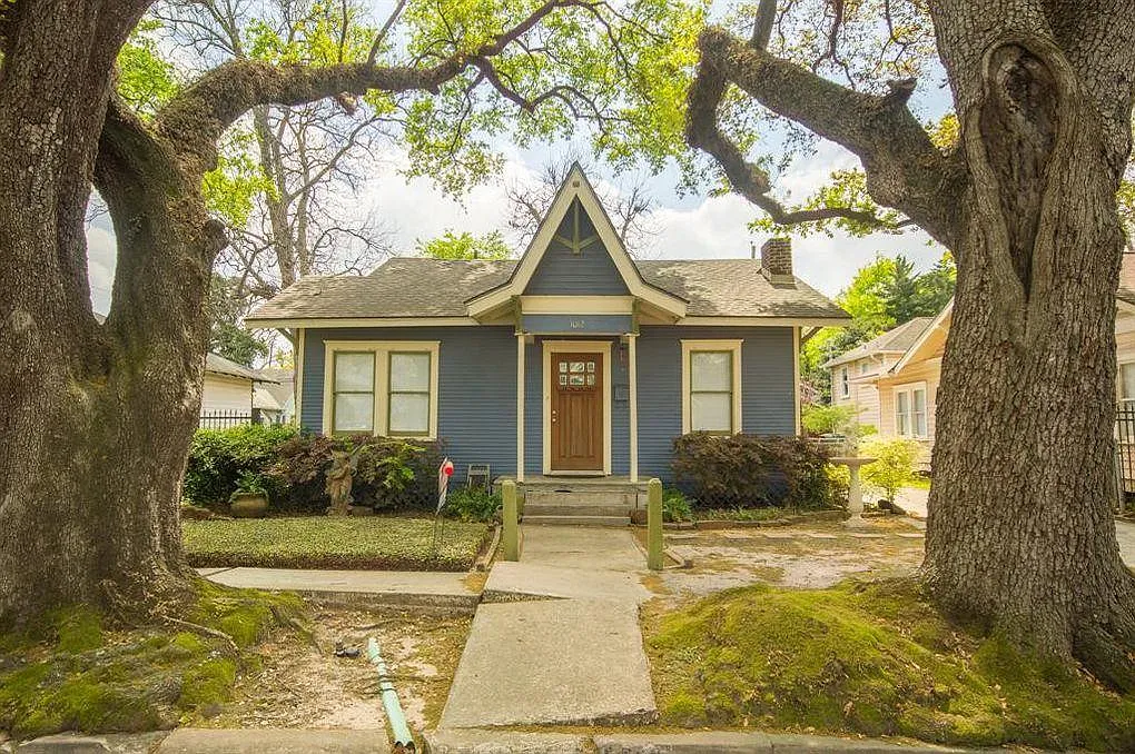 2 bed, 1070 sqft, $2,500 — Photo 1