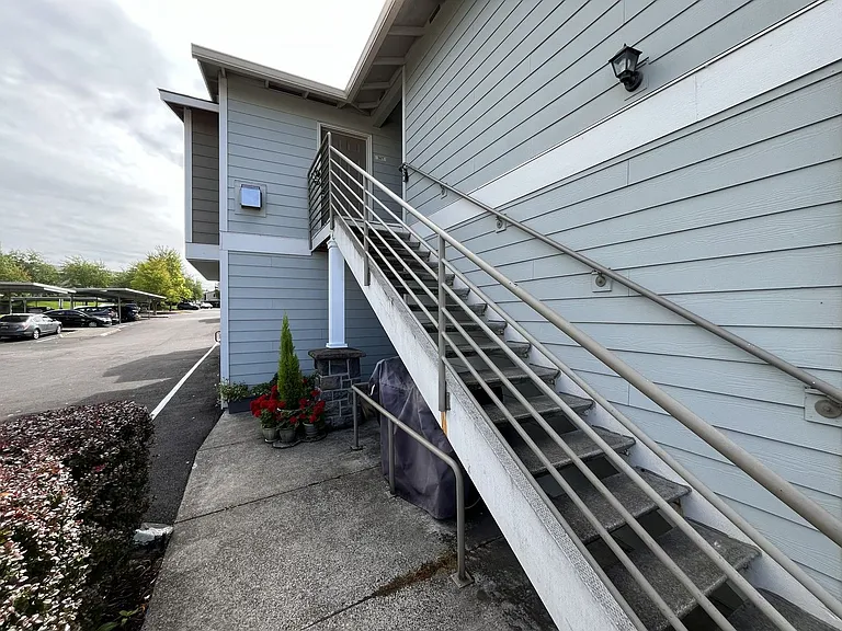 15074 NW Central Dr #307 — Photo 3