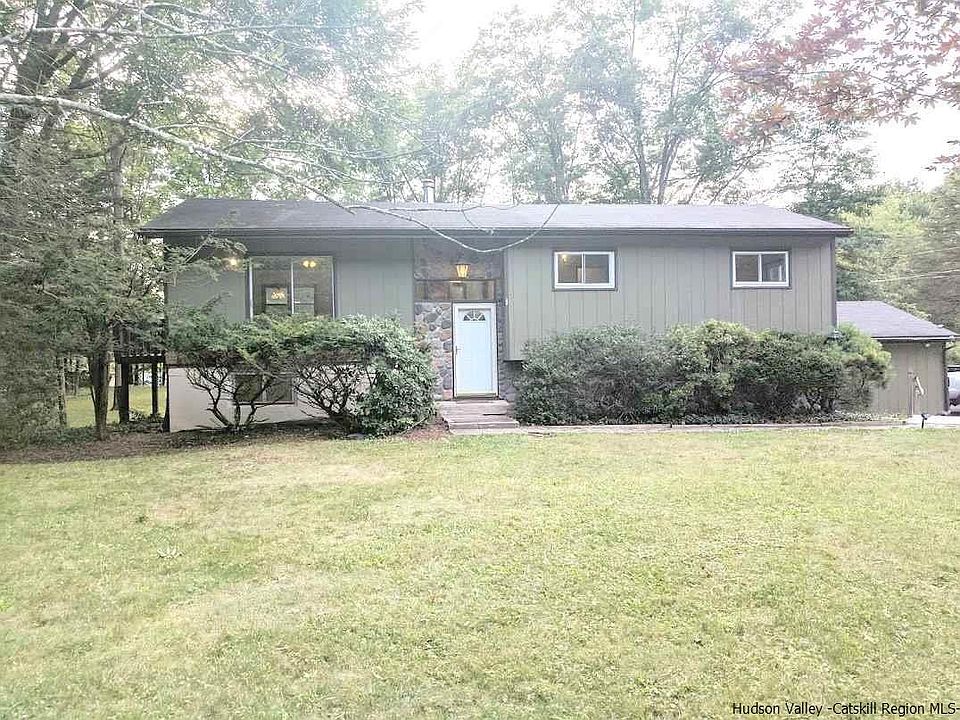 1st image of 13 Juniper St