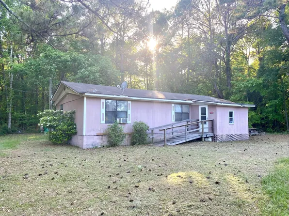 1013 Gadsdenville Rd, Awendaw, SC 29429