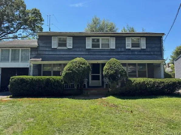 19 Randall Terrace, Middletown, NY 10940