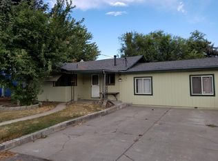 117 S 3rd St, Selah, WA 98942