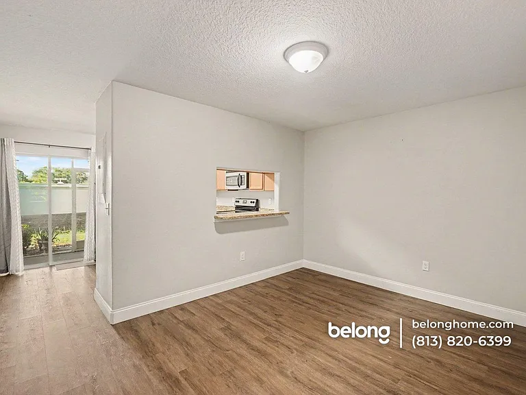 10939 Keys Gate Dr — Photo 12