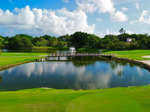 210 Coral Cay Ter