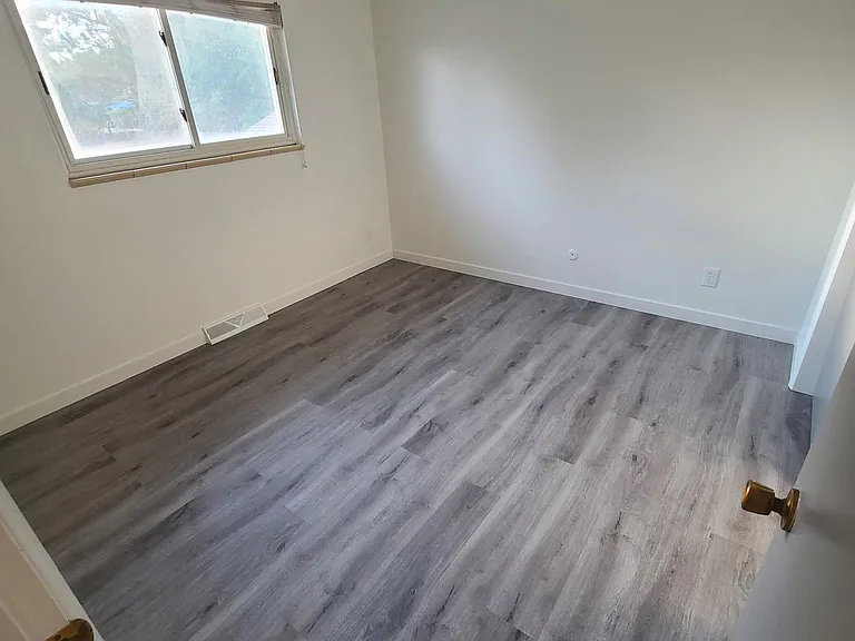 4673 Everett Ct — Photo 6