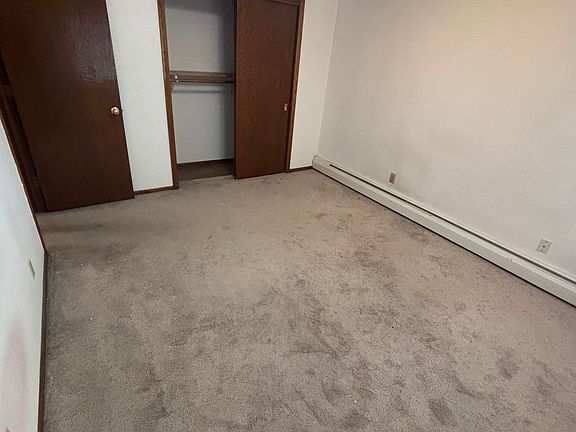 5th image of 500 Broadway St NE APT 5
