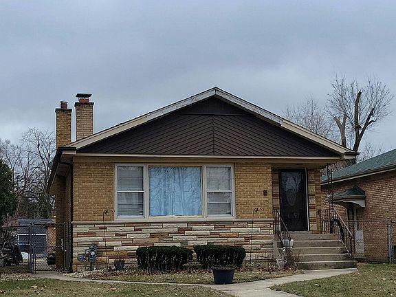3rd image of 10 E 155th St