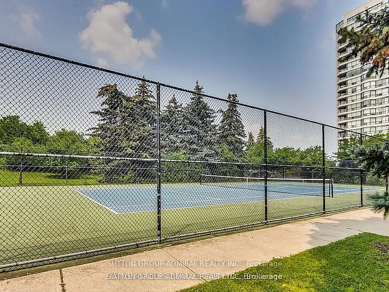 7300 Yonge St #302 — Photo 8