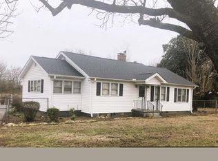 1157 Rogers Bridge Rd, Duncan, SC 29334