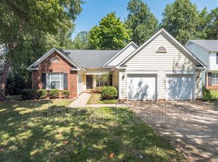 11025 Scrimshaw Ln, Charlotte, NC 28215