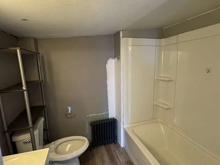 305 Jackson St #2 — Photo 16
