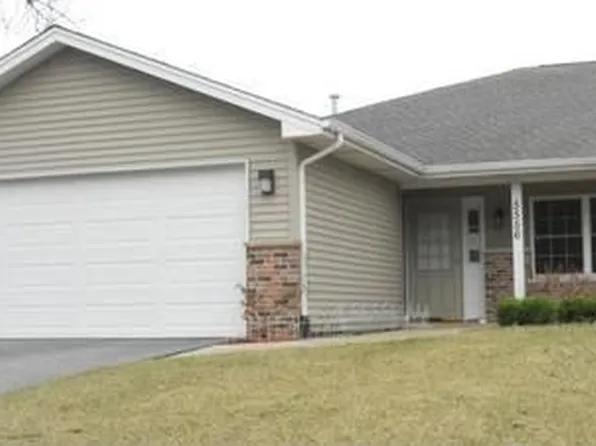 5556 Pointe Dr, Hammond, IN 46320