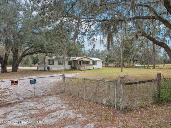 33163 Cassandra Way, Dade City, FL 33523