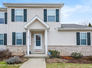 1921 Redbud Ln #8, Lansing, MI 48917