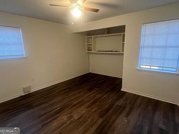 5th image of 2293 Burkhalter Rd