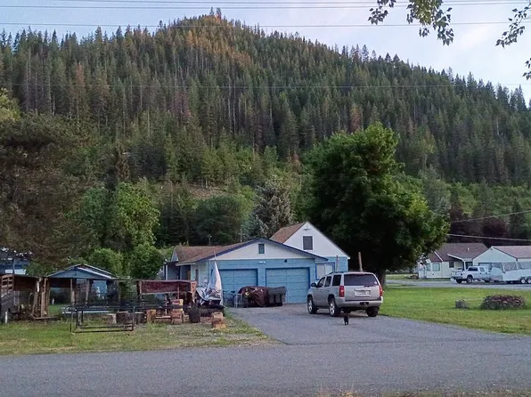 205 S 5th St, Osburn, ID 83849