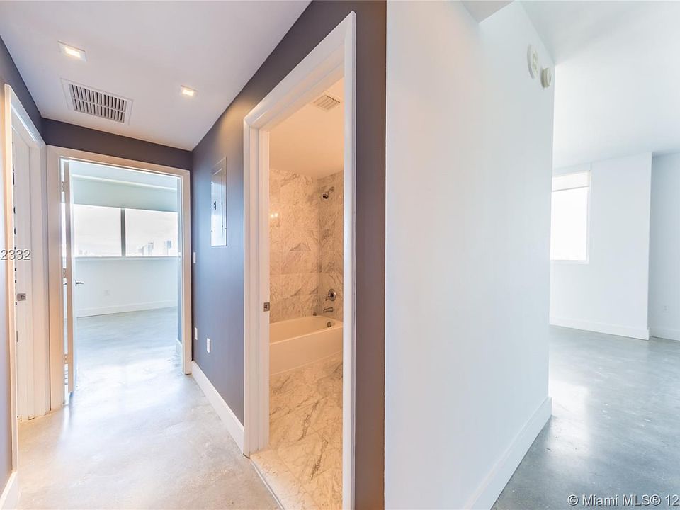 1st image of 244 Biscayne Blvd APT 3303