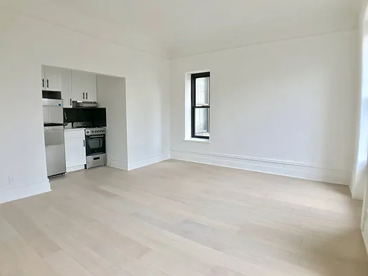 Rented by Bohemia Realty Group | media 15