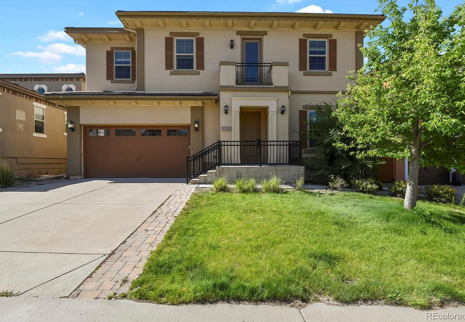 4 bed, 3.5 bath, 3912 sqft, $5,000 — Photo 1
